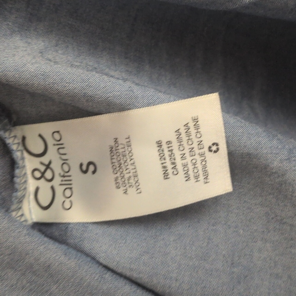 C&C California Chambray Dress - Picture 4 of 5